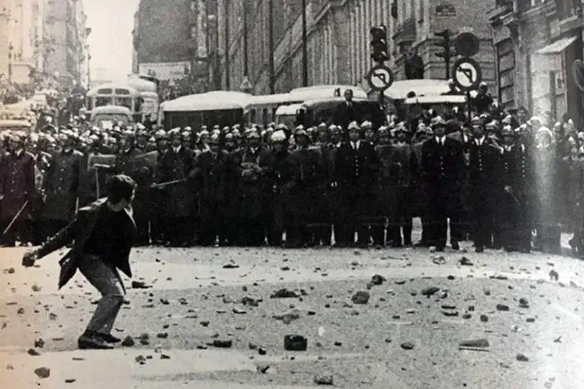 1968