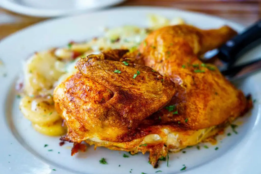 pollo al ajonjolí negro