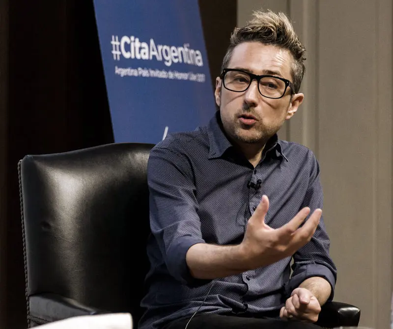 Patricio pron, ganador del premio alfaguara 2019 Patricio pron, ganador del premio alfaguara 2019