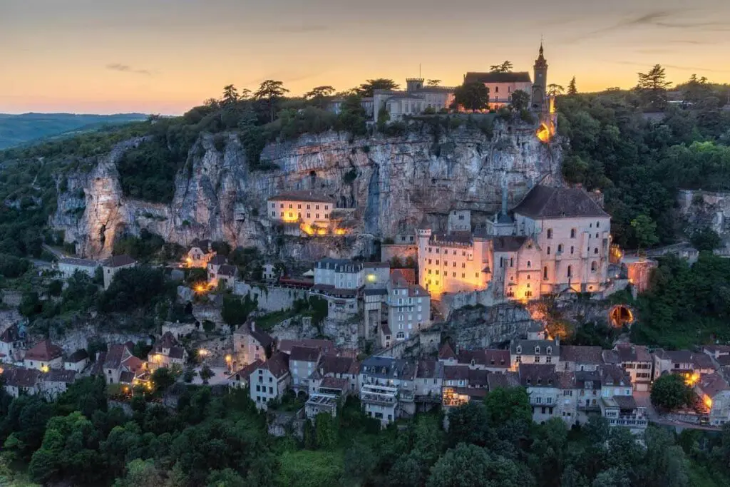 12 pueblos para disfrutar la ruta del queso