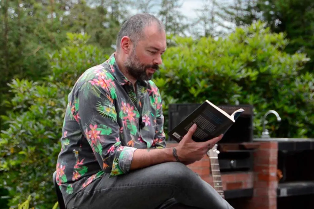 ‘Diciembre, otra vez’, las memorias de Santiago Cruz en ocho icónicas frases Diciembre otra vez