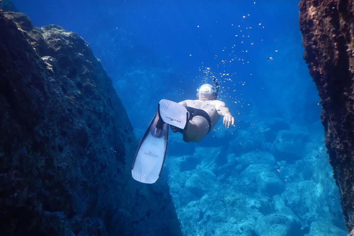Bucear en colombia: siete destinos imperdibles para nadar con peces Taganga, bucear en colombia