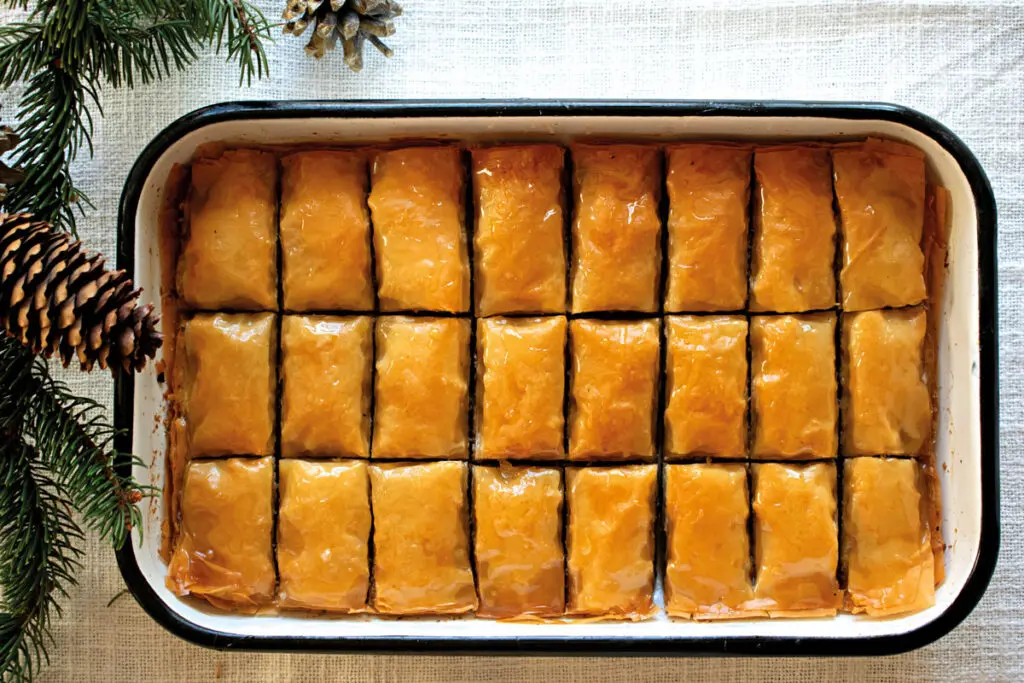 Receta: baklava con nueces de nogal y miel de abejas Baklava