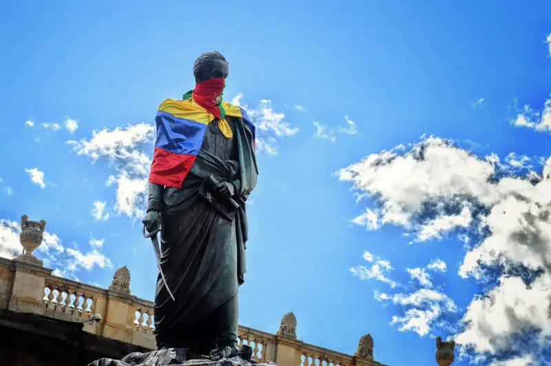 ¿Qué es la Primera Línea y por qué es clave en las movilizaciones sociales? Simón Bolivar