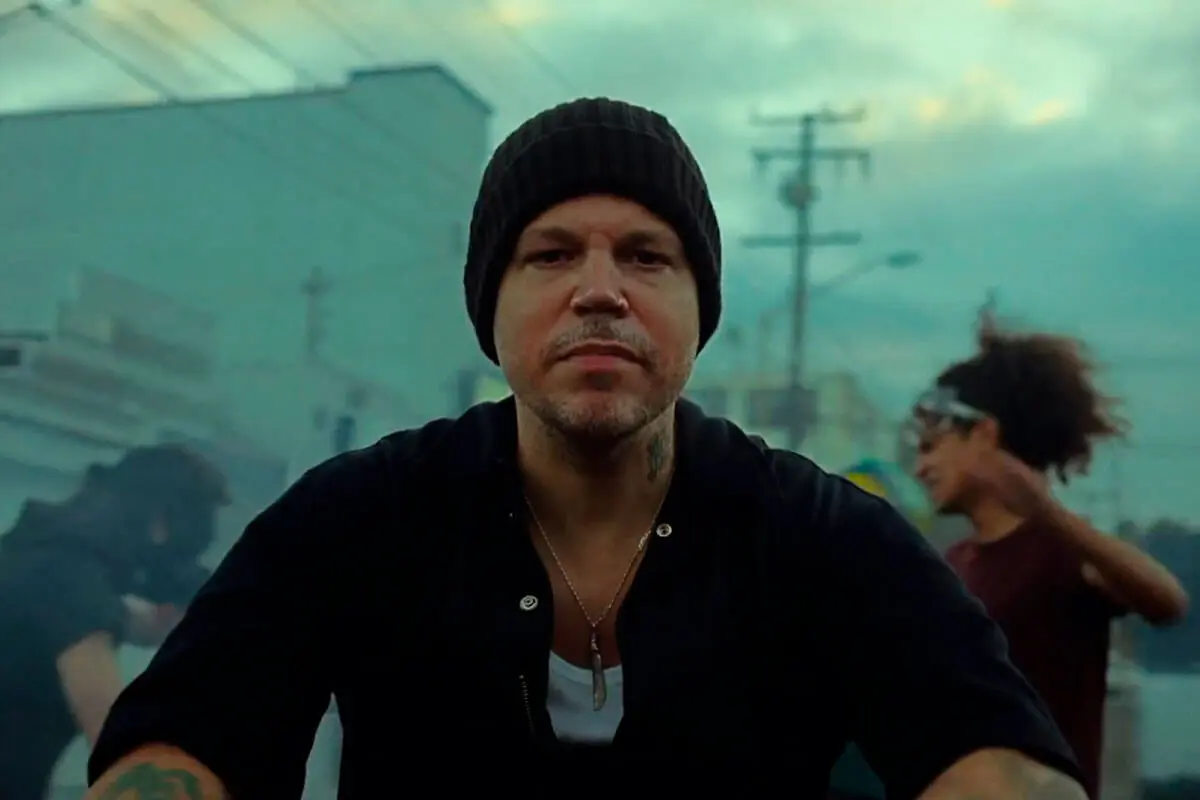 this Is not America, Residente
