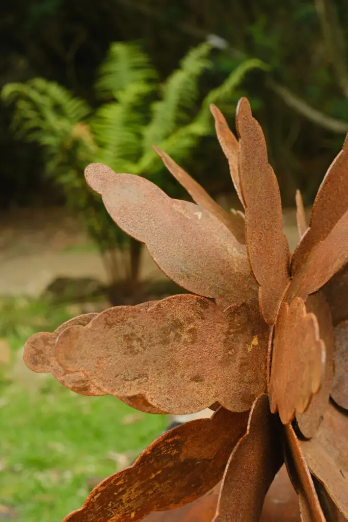 Daniel criales, entre ruinas y rituales