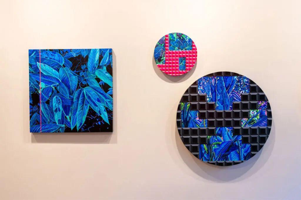 Oscar Villalobos: arte, contraste y guerra con 'Selva en conflicto' Tetris