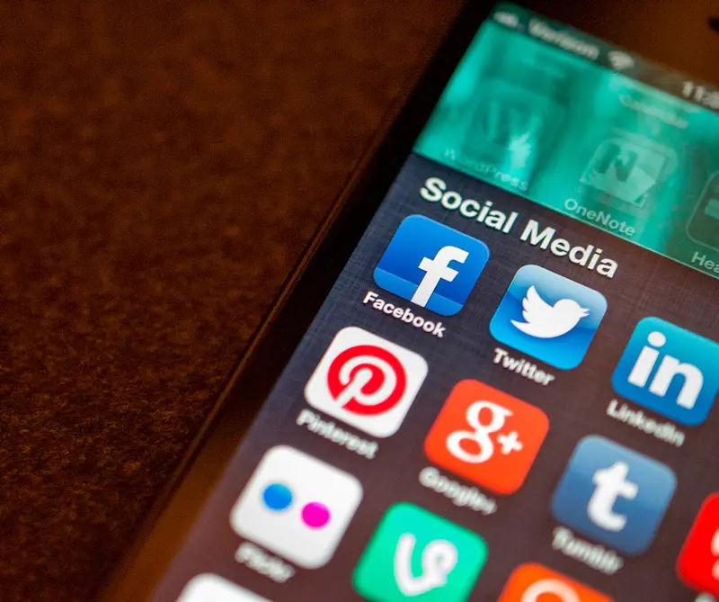 ¿Por qué las personas ya no comparten su vida personal en Facebook?