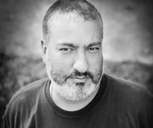 Spencertunick_800x669