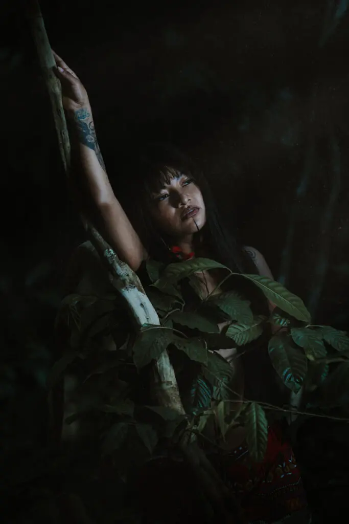 Tatiana jacanamijoy: la hija del colibrí que lleva la cultura inga y kamëntsá al mundo Tatiana jacanamijoy: la hija del colibrí que lleva la cultura inga y kamëntsá al mundo