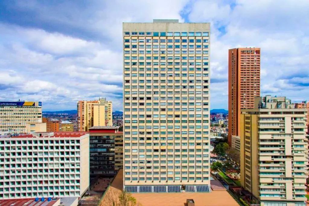 8 hoteles y castillos embrujados en Colombia y el mundo