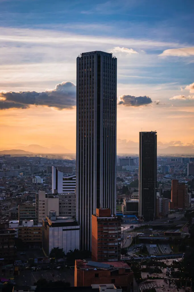 Tres ideas para cambiar a colombia, por william ospina Torre colpatria