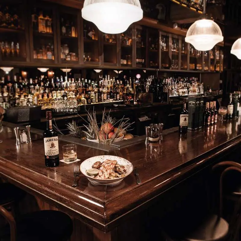 Ugly American, barra en Bogotá, tomar cocteles, Bogotá