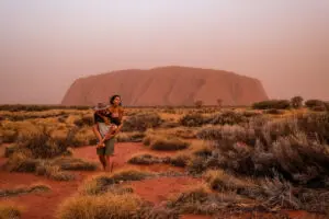 Angélica ladino, la colombiana que recorre australia en una pequeña van