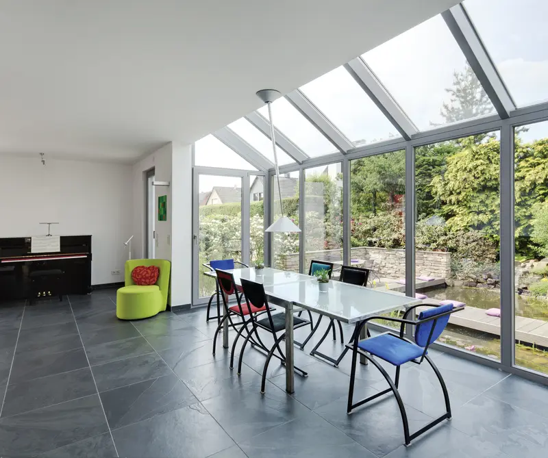 El vidrio, su mejor aliado para lograr un diseño a su medida