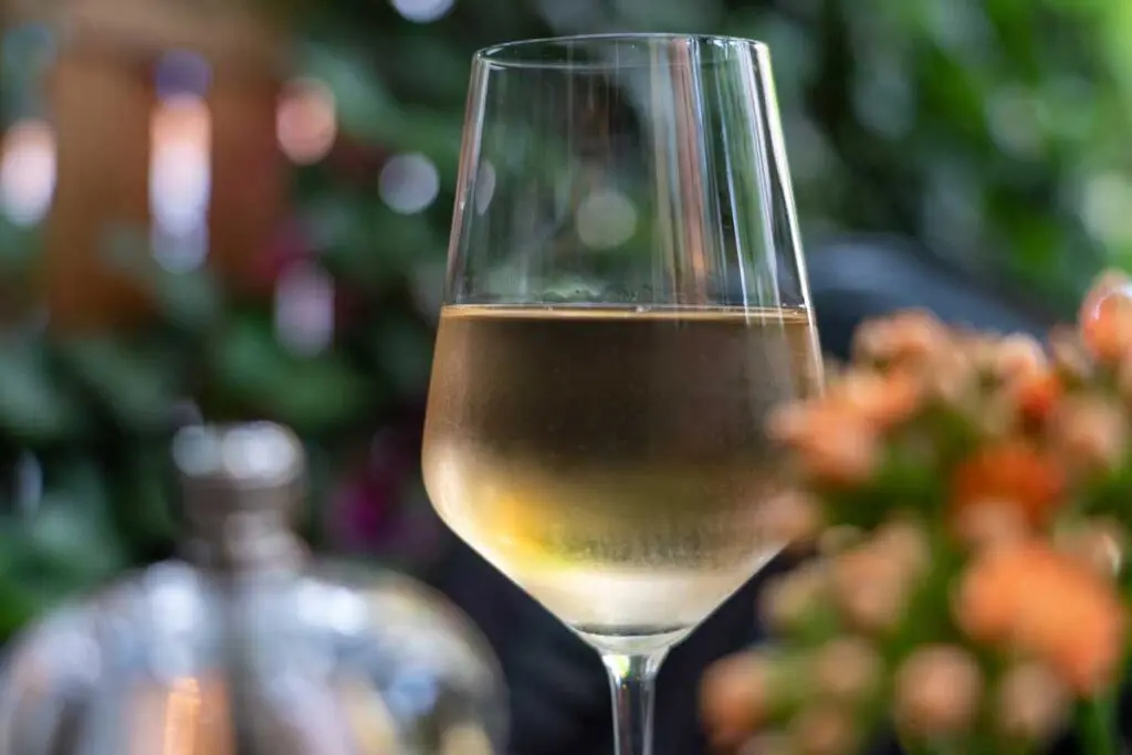 El discreto encanto del vino blanco El discreto encanto del vino blanco