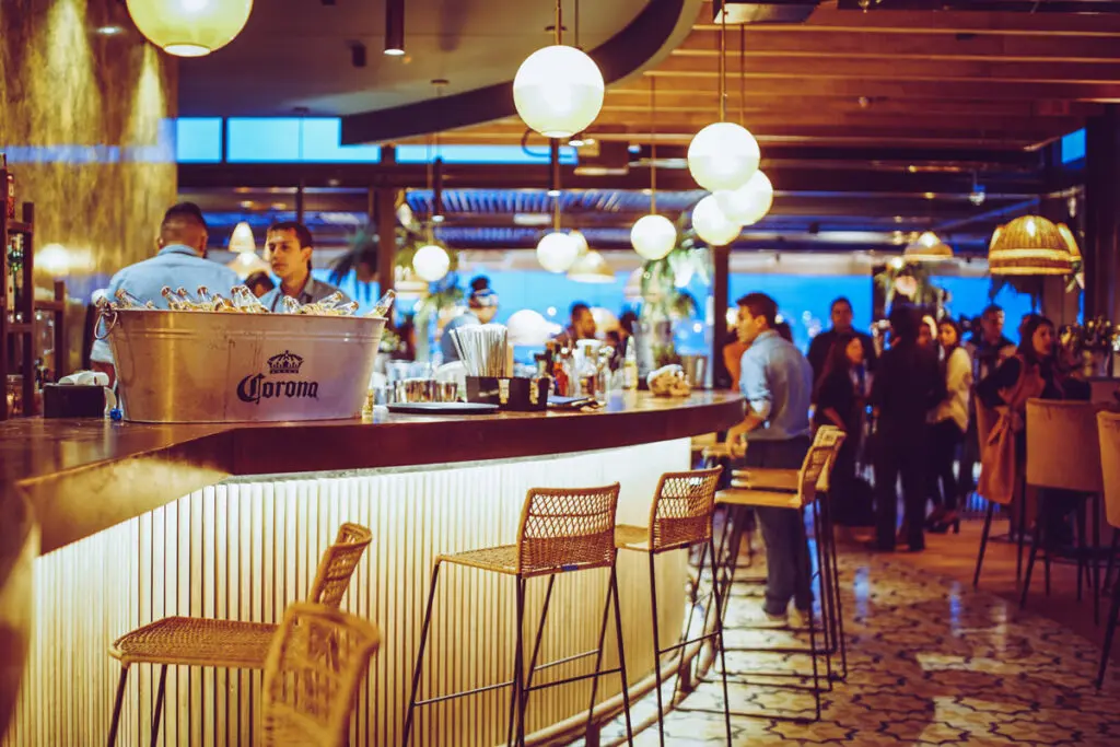 Vista corona: un rooftop para visitar en bogotá Vista corona