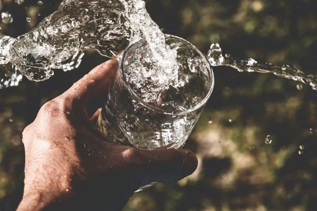 Gatorade, pedialyte o agua, ¿qué es mejor para hidratarse después de hacer ejercicio? Hidratarse después de hacer ejercicio