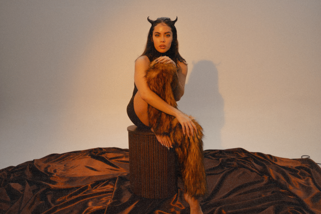 Drea dury: la cantante colombiana que mezcla tres idiomas