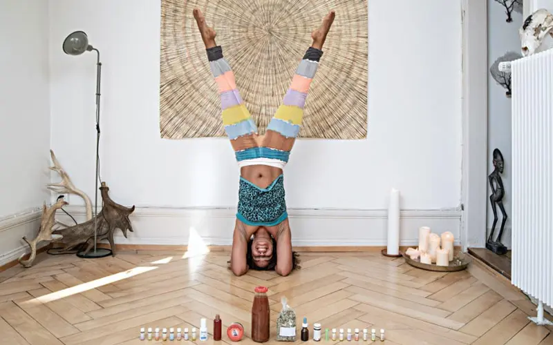 Happy Pills: “La felicidad está en comprar medicamentos que no necesitamos”