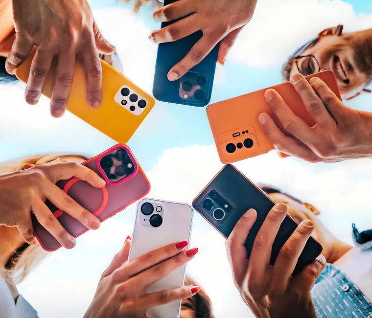 Esta es la ciudad que limitó el uso del celular a solo dos horas al día Esta es la ciudad que limitó el uso del celular a solo dos horas al día