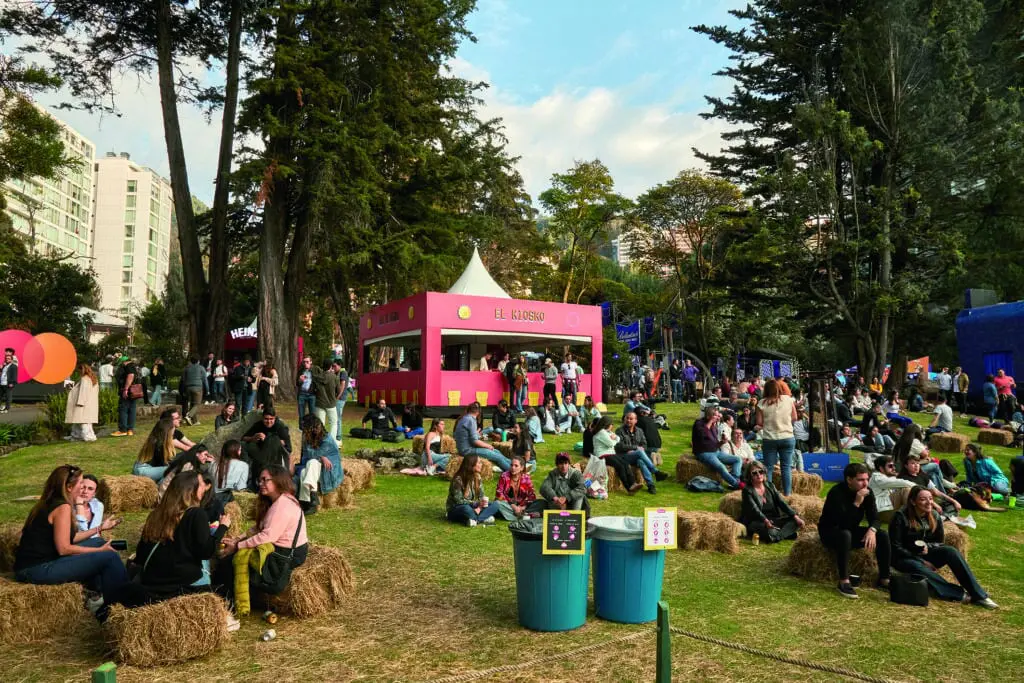 Un buen parche llamado Burgerville: todo lo que necesita saber para no perdérselo Burgerville