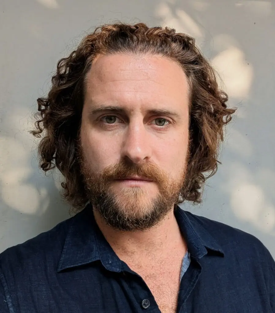 ‘seguimos en el paleolítico, solo cambiamos la tecnología’: ariel peckel y los retos del humanismo secular