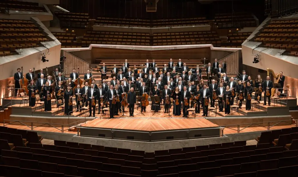 Vikingur ólafsson, el pianista que surgió del frío Orquesta filarmónica de berlín