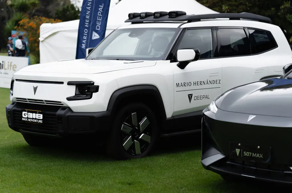 Deepal y la Copa Mario Hernández: una apuesta por el lujo consciente Deepal y Mario Hernández