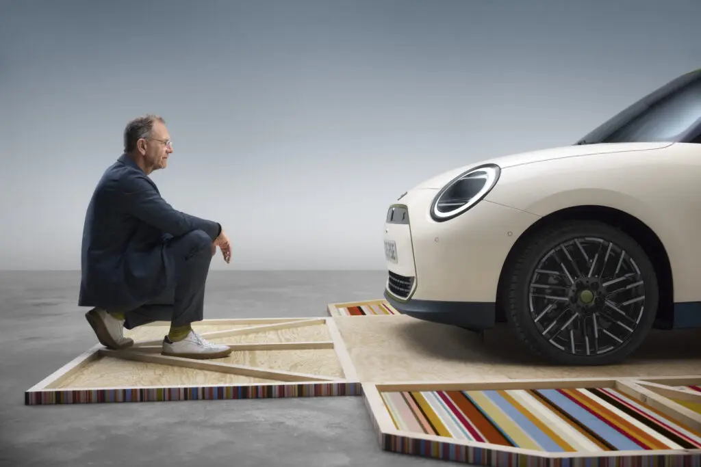 Mini paul smith edition llega a colombia en el aniversario de la marca