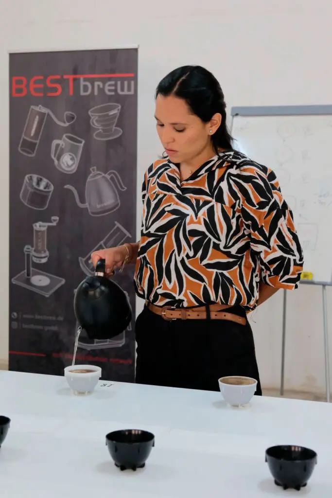 La nómada del café: diana ayala gómez y la revolución de las mujeres baristas con espréssate Diana ayala gómez