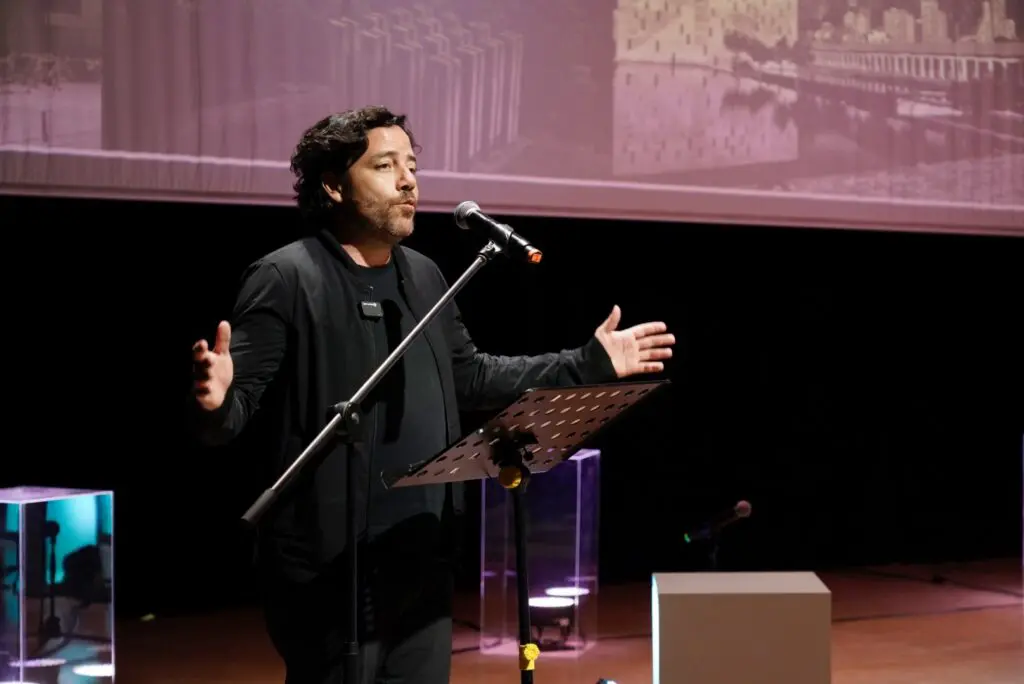 La bienal de arte y ciudad de bogotá comienza a trazar el mapa para la bog27