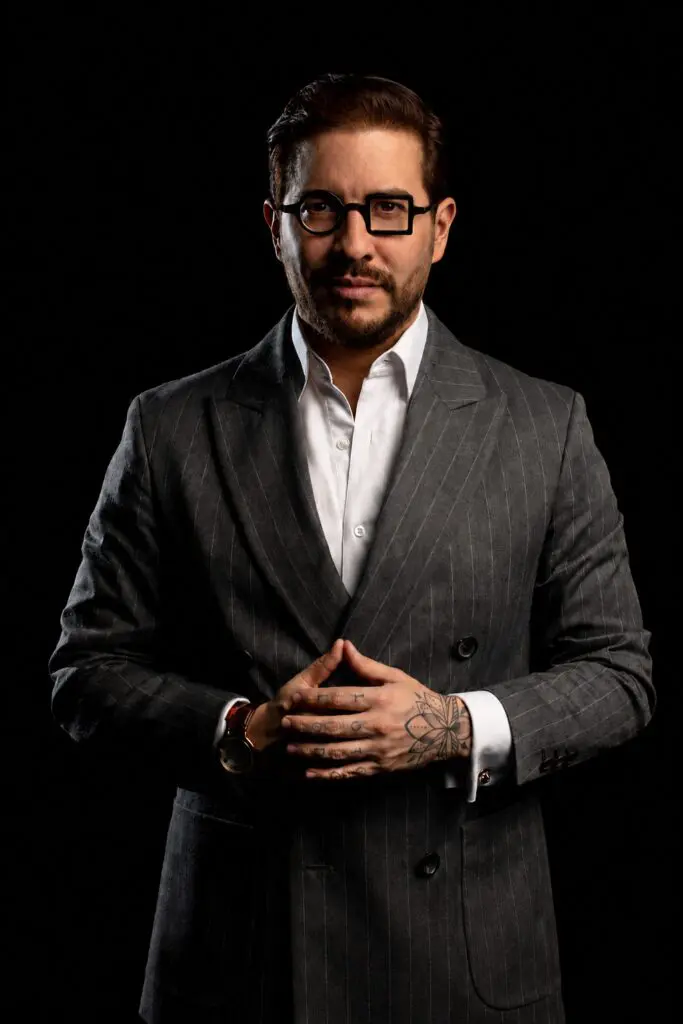 Felipe riaño: “los haters y los agresores son mis musas”