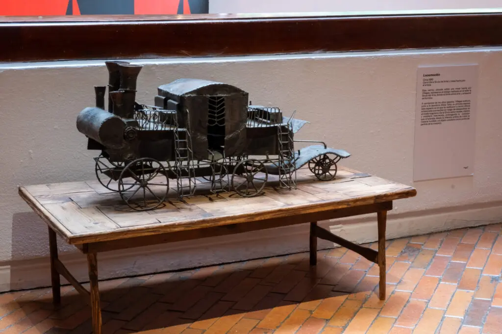 Los 100 años de armando villegas, el artista colombo-peruano que retrató su propio realismo fantástico Los 100 años de armando villegas, el artista colombo-peruano que retrató su propio realismo fantástico