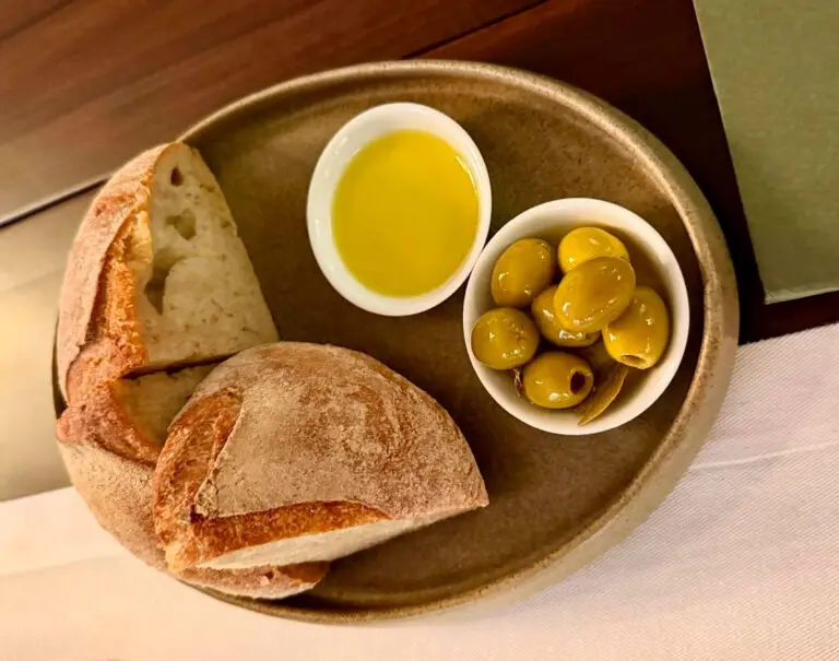 Restaurante Oli: la nueva propuesta de cocina mediterránea que conquista Medellín