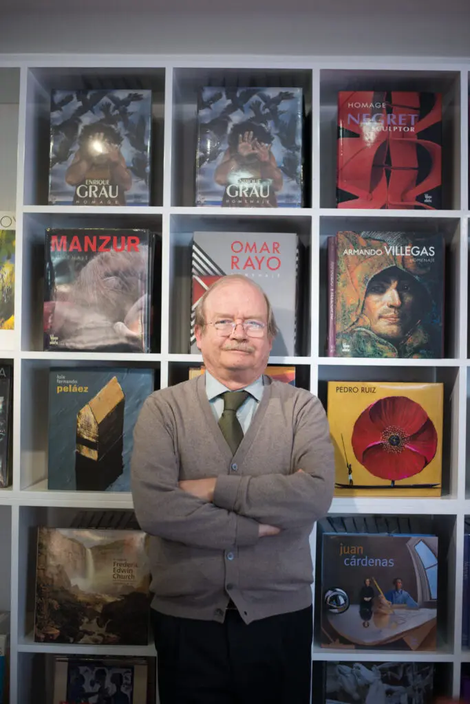 Benjamín villegas revive 50 años de libros en “antología de colombia”, su proyecto más ambicioso Benjamín villegas