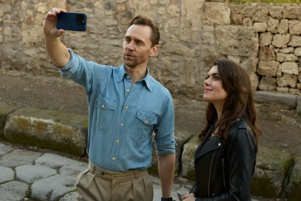 Caitie barrett: la arqueóloga que ayudó a reconstruir las últimas horas de pompeya junto a tom hiddleston