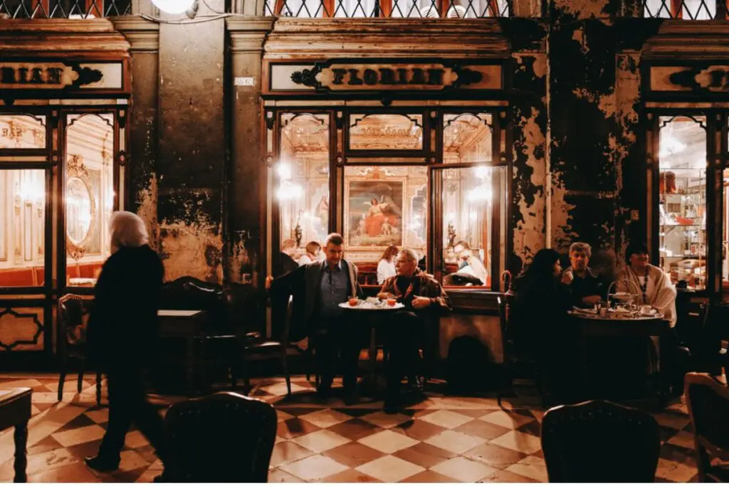 Cafes antiguos florian / caffè florian born in venice