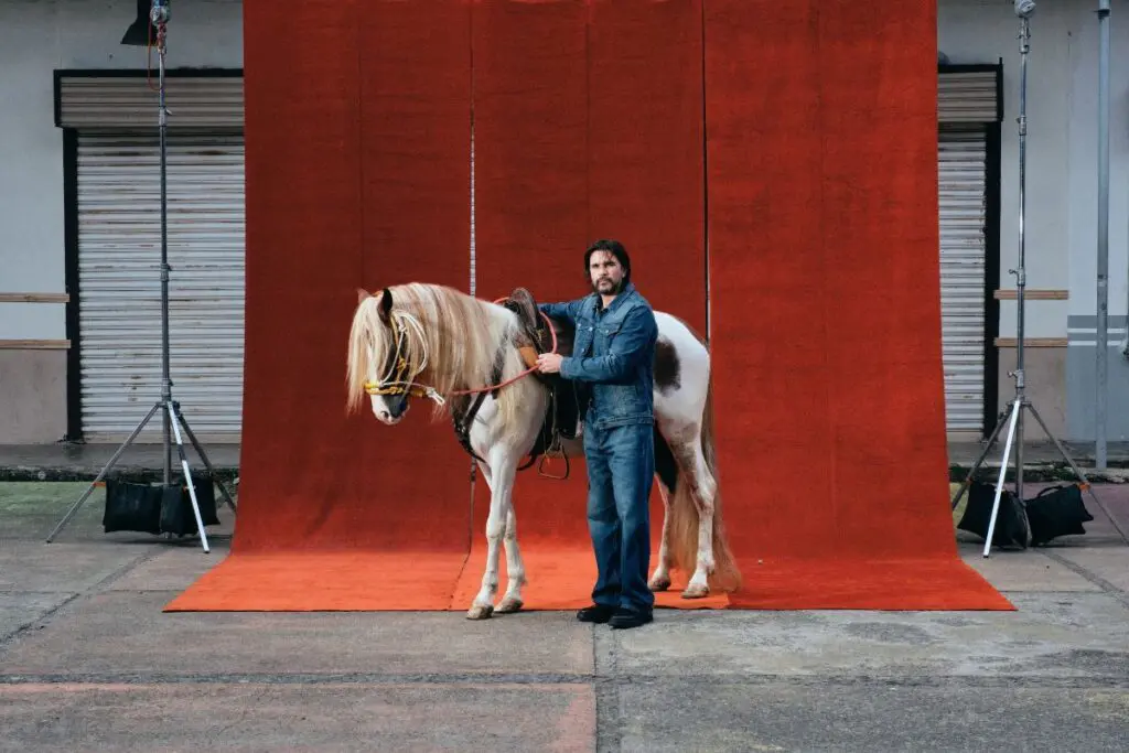 Juanes still del álbum JuanesTeban