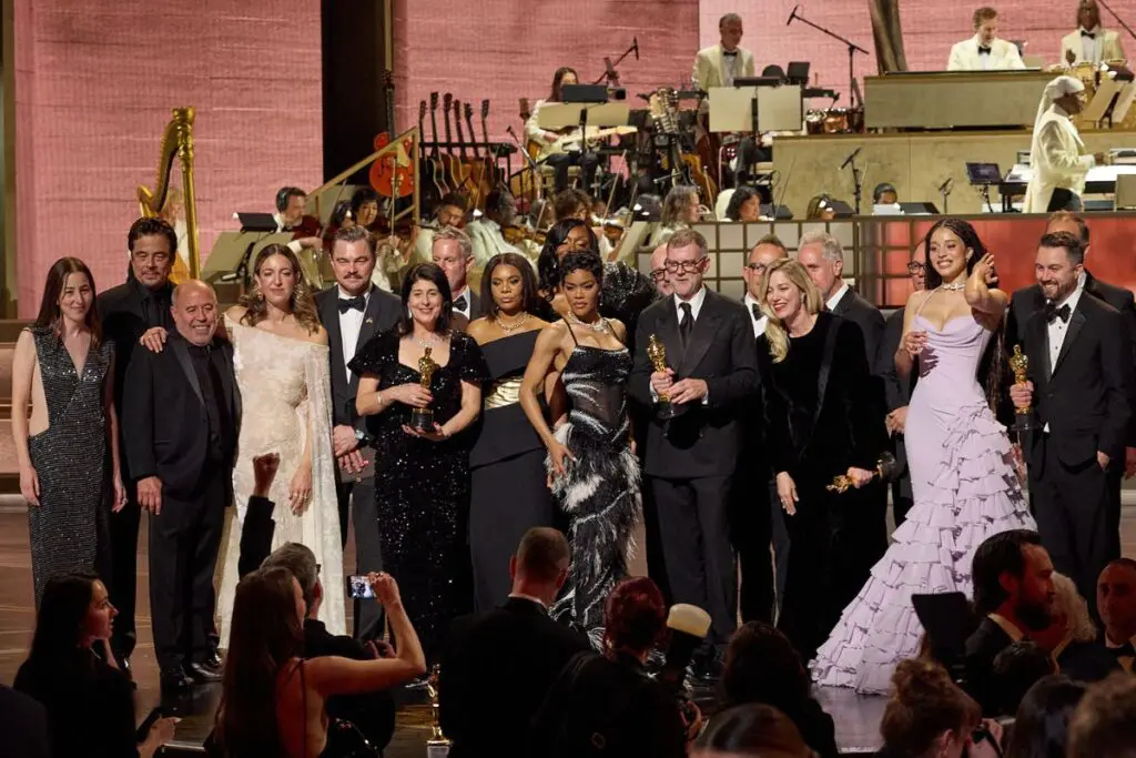 'Una batalla tras otra' arrasó, 'Sinners' hizo historia y mucho K-Pop: así se vivieron los Óscar 2026 Ceremonia Óscar 2026