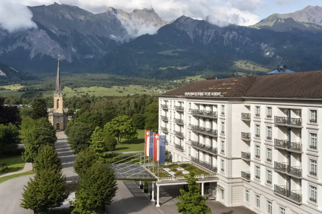 Lo mejor de lo mejor: donde las Llaves Michelin se encuentran con las Estrellas Michelin una imagen exterior del hotel Grand Resort Bad Ragaz