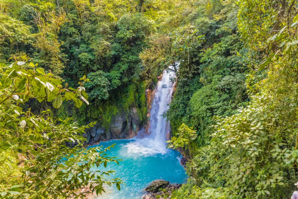 Destino romántico: 9 mejores lugares para viajar en pareja La Fortuna, Costa Rica