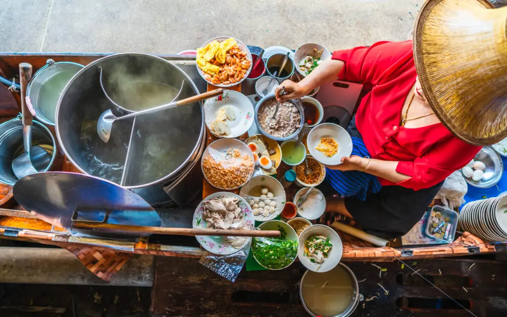 Viajar con el paladar: cinco destinos para cada personalidad gastronómica según travel trends