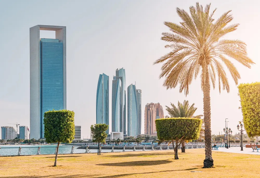 Estos son los mejores destinos para visitar en 2026 según la BBC Mejores destinos 2026: Abu Dhabi es una de las ciudades más recomendadas por visitar según la BBC.