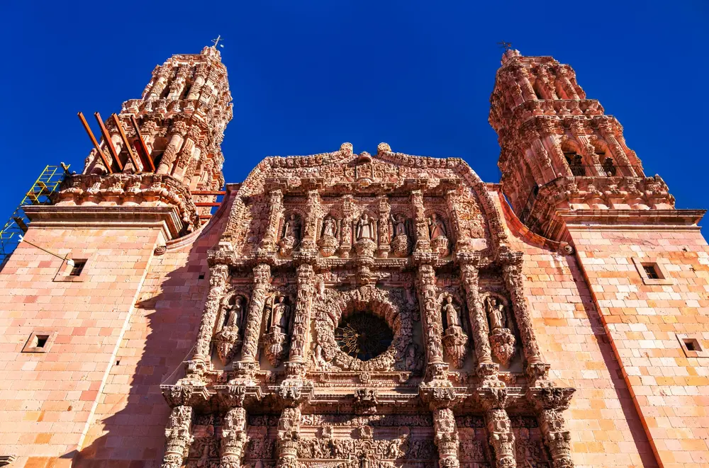 Turismo de catedrales: estas son las 10 de las catedrales más hermosas según Food and Travel Turismo de catedrales