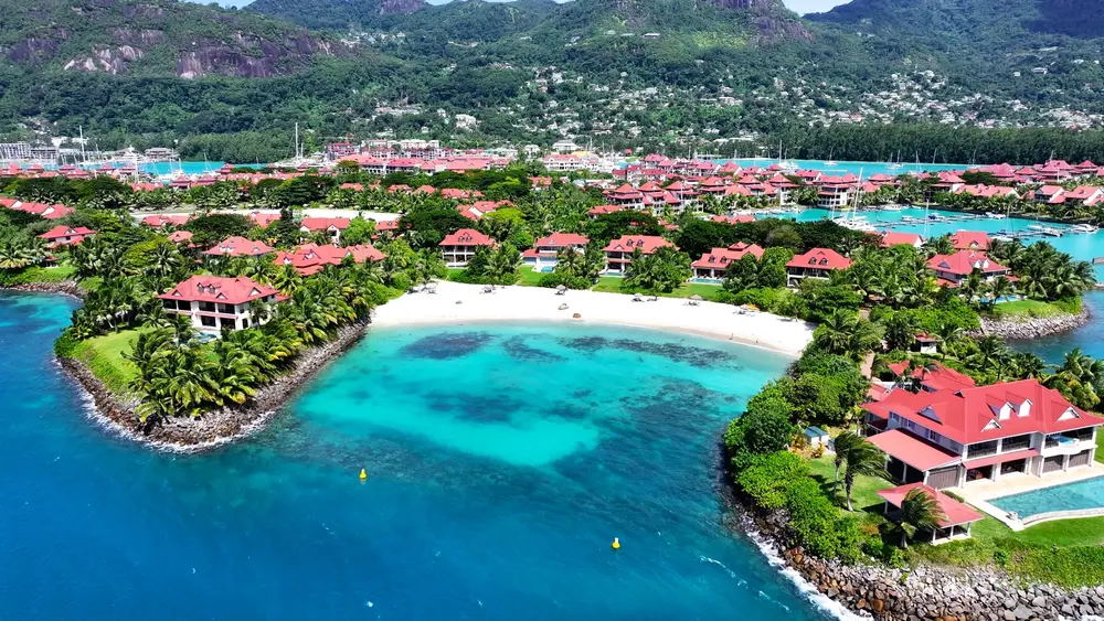 Seychelles es un archipiélago de 115 islas en el océano Índico, frente a África Oriental.