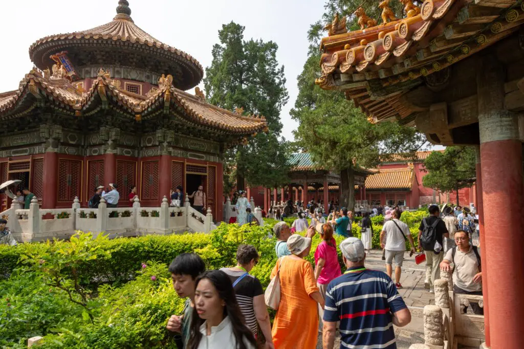 Pabellón de Myriad Springs (Wanchun Ting), ubicado en el Jardín Imperial de la Ciudad Prohibida en Pekín, China. Foto. George Stoyanov/ Shutterstock