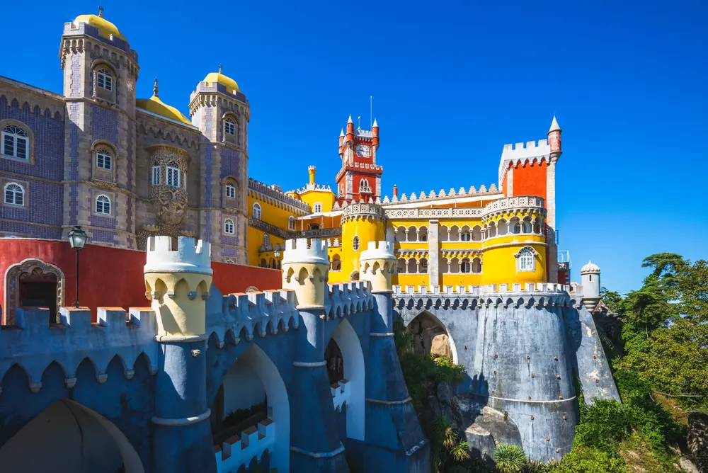 Los castillos más espectaculares de europa que parecen sacados de un cuento de hadas Castillos