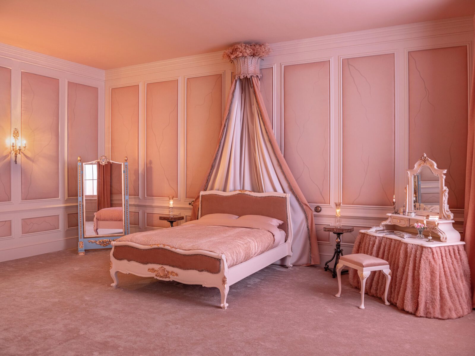 Airbnb saca su dormitorio inspirado en Cumbres Borrascosas