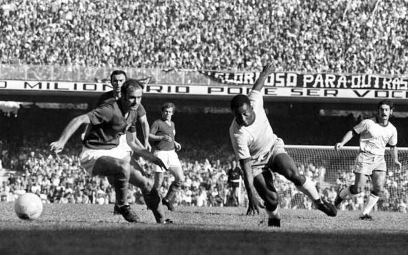 “No me gustaba el apodo de Pelé”, un homenaje al mejor jugador de la historia del fútbol